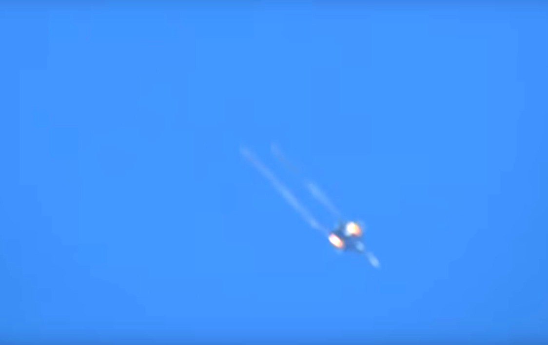 Исполнив филигранные маневры, российский Су-35С разнёс боевиков в Хаме