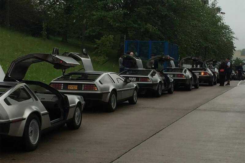Автомобиль эпохи: легендарные и нестареющие DeLorean DMC-12 delorean dmc-12, авто, автомобили, автомобиль, машина, назад в будущее, фильм, фото