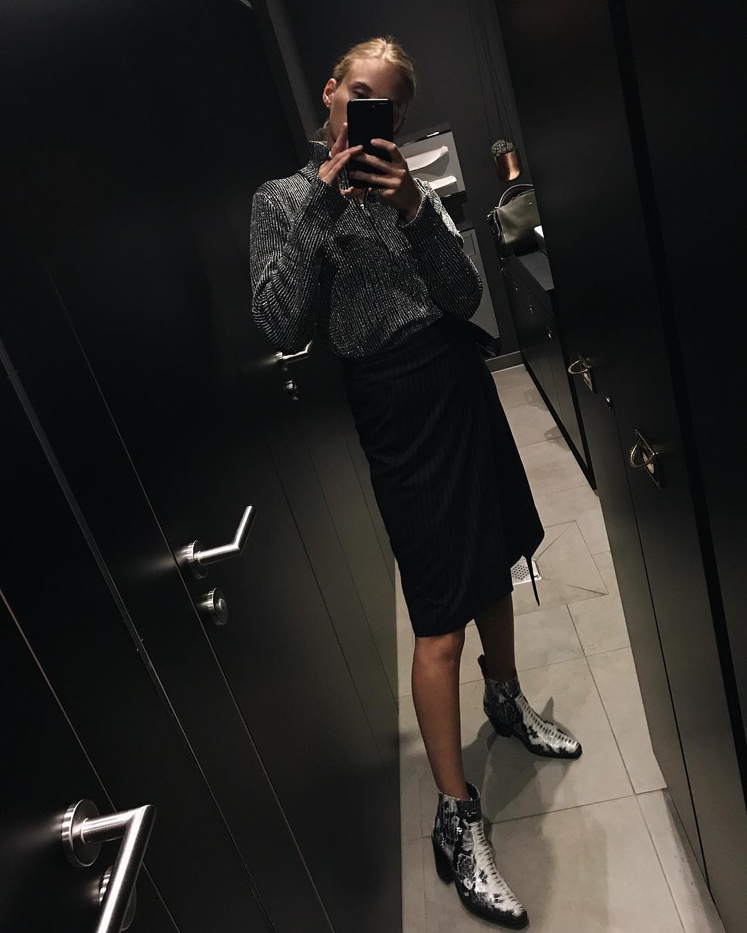 Что носить осенью, чтобы выглядеть моложе: фишки модниц лучшее,мода,модные советы,Наряды