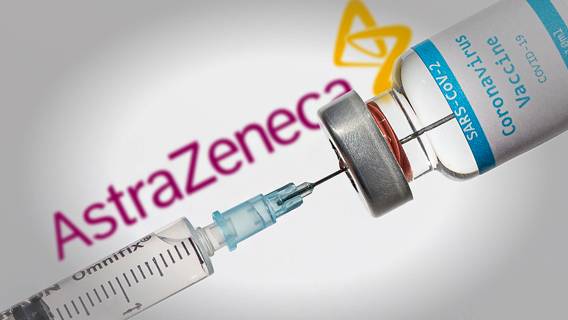 В Европе растут запасы вакцин AstraZeneca, так как люди отказываются от прививок