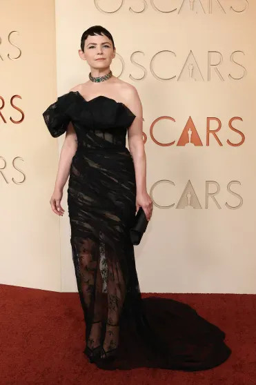 Джиннифер Гудвин