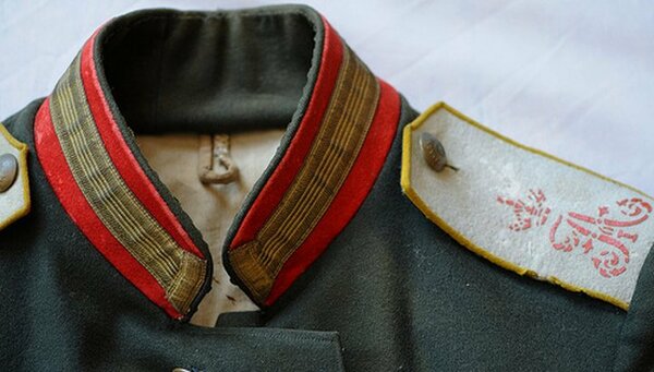 галун капитана второго ранга. галун штаб офицерский. мундир фельдмаршала 1812. молодой русский офицер стройнее их и галуны. галуны на погоны риа.