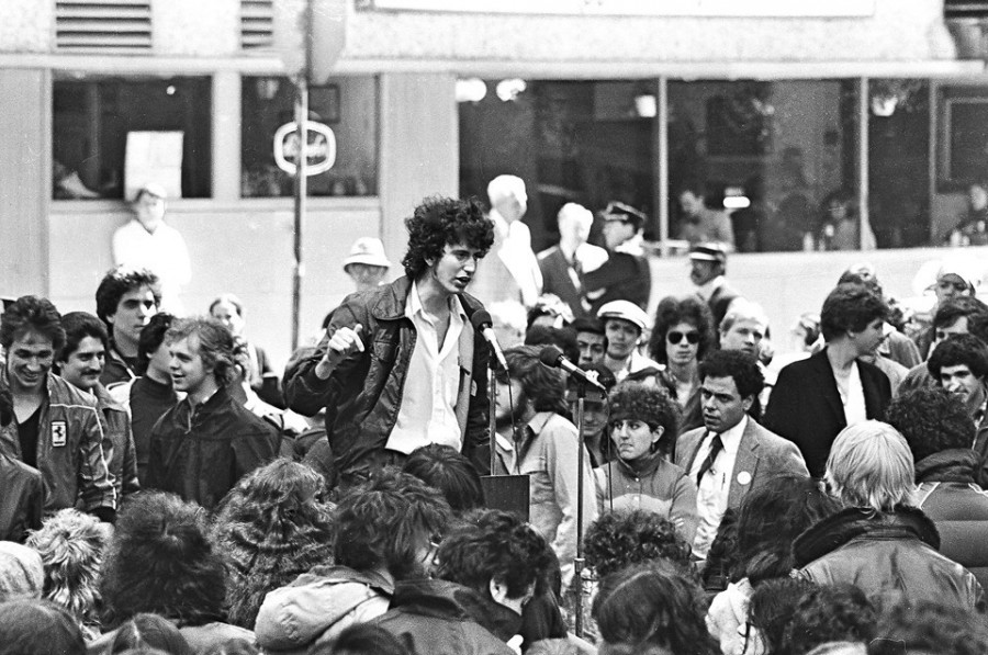 Билл де Блазио выступает на студенческом митинге в 1981 году. Todd Maisel/Polaris