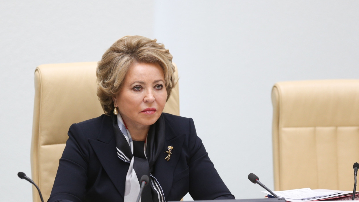 Президент Узбекистана наградил Матвиенко за укрепление отношений с Россией