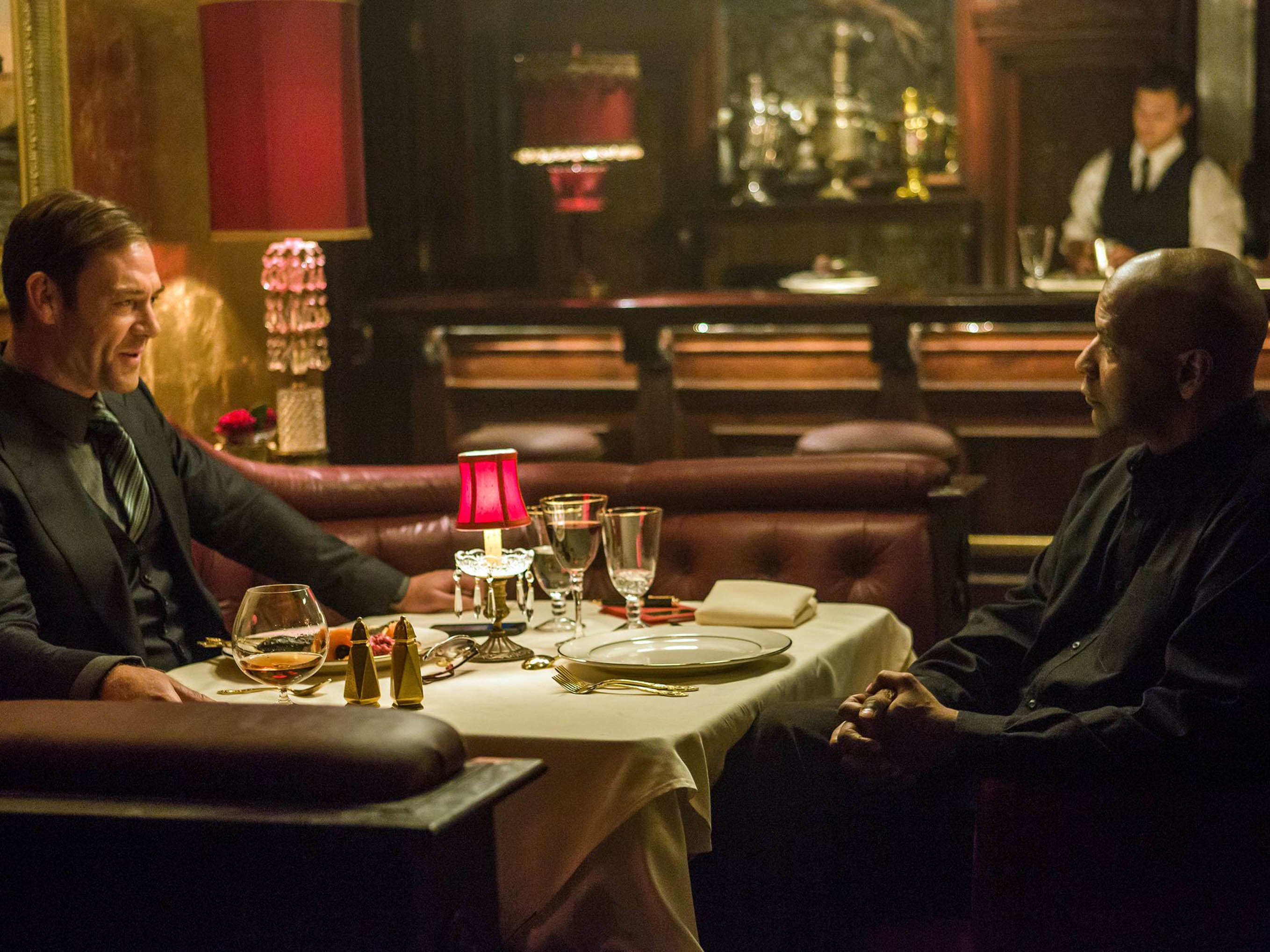 ТАК ВОТ ПОЧЕМУ АМЕРИКАНЦЫ ТАК СИЛЬНО БОЯТСЯ РУССКИХ: ПОДСКАЗКИ ИЗ ГОЛЛИВУДА ﻿ геополитика