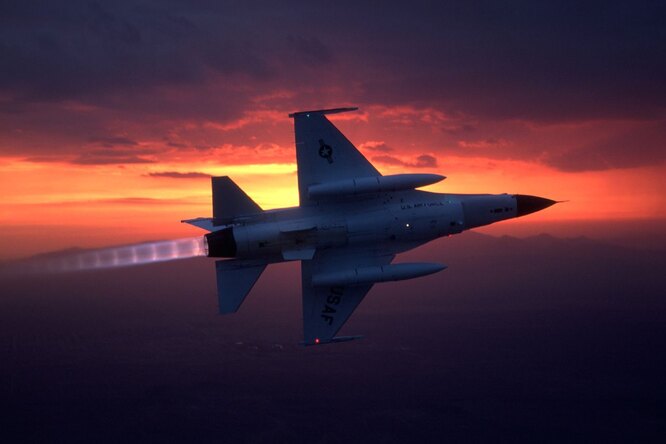 «Змея» на смену «соколу»: каким будет преемник General Dynamics F-16 Fighting Falcon