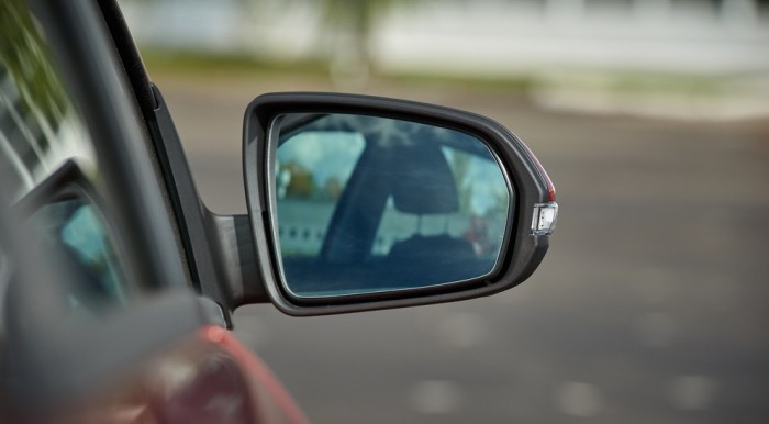 3 популярные ошибки, которые то и дело допускают водители при настройке зеркал автомобили