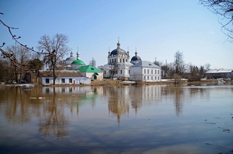 Весна идёт, весне дорогу! весна, город, потоп, эстетика