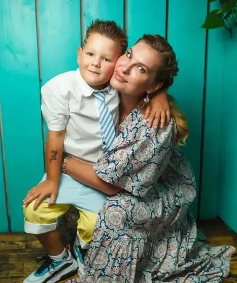 Елизавета Шевыркова с сыном