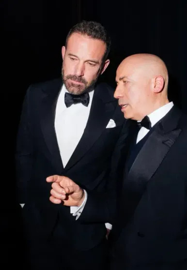 Герман Ларкин показал, как Джиджи Хадид, Сальма Хайек, Пэрис Хилтон, Кристина Агилера и Марго Робби провели время на премии Breakthrough Prize которые, Уильямс, звёзд, мероприятия, Хайек, Мильнер, открытия, который, чтобы, Breakthrough, Хилтон, голливудских, Кристина, церемонии, Честейн, Аффлек, Ларкин, Мишель, Джиджи, вручают