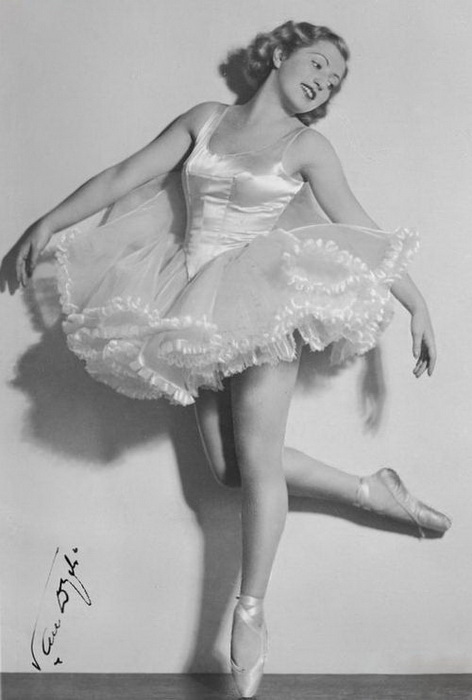 Франциска Манн - балерина, станцевавшая стриптиз у дверей газовой камеры 