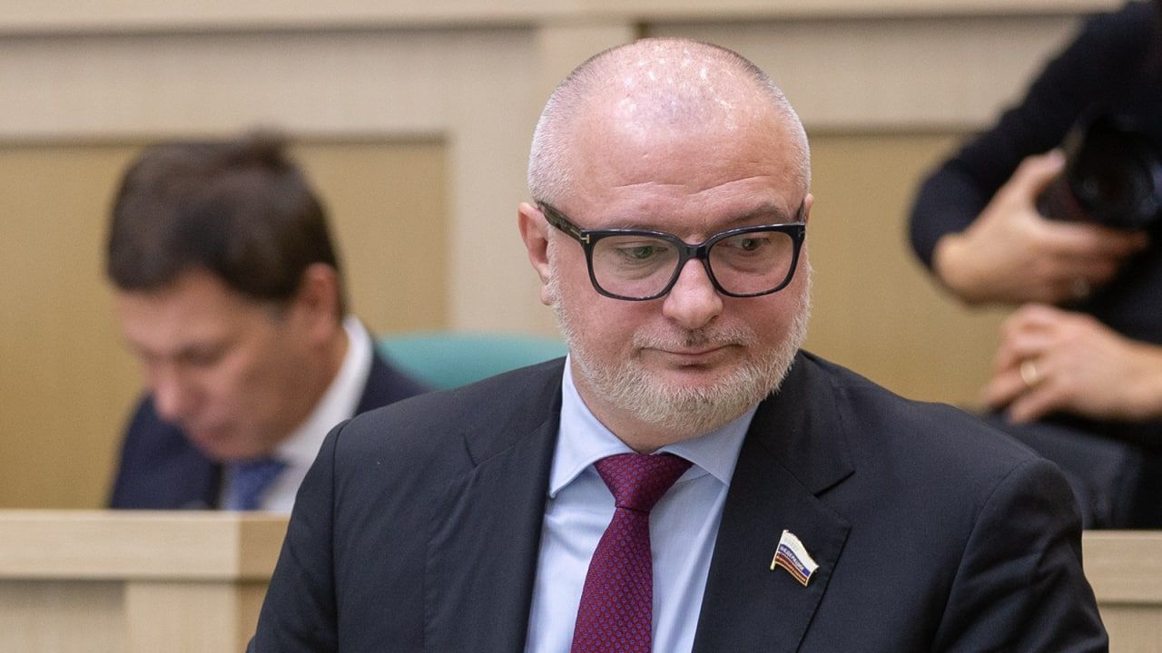 Сенатор Клишас: денацификация неотвратимо надвигается на все органы власти Украины Политика