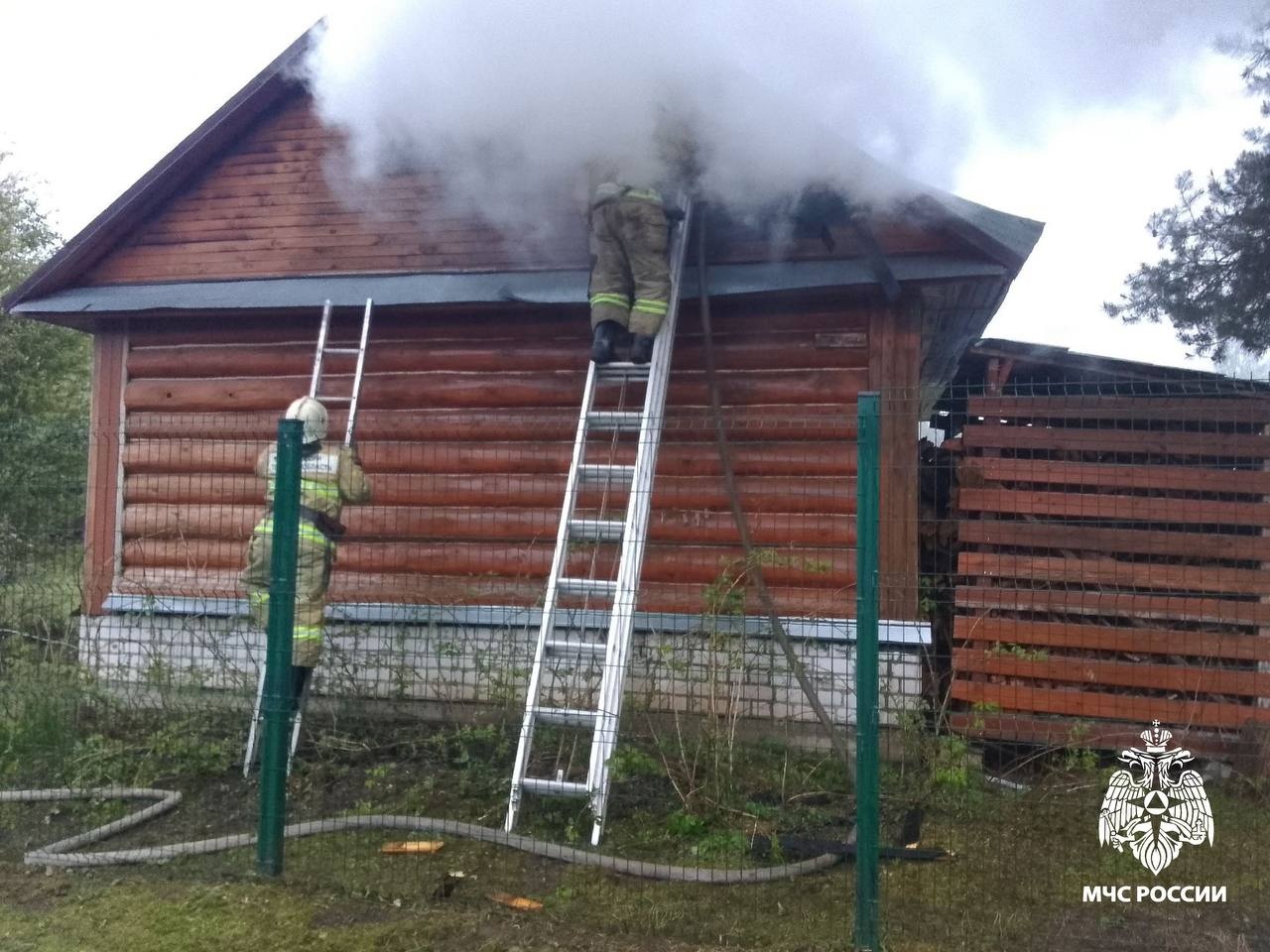 В Тверской области сгорела баня