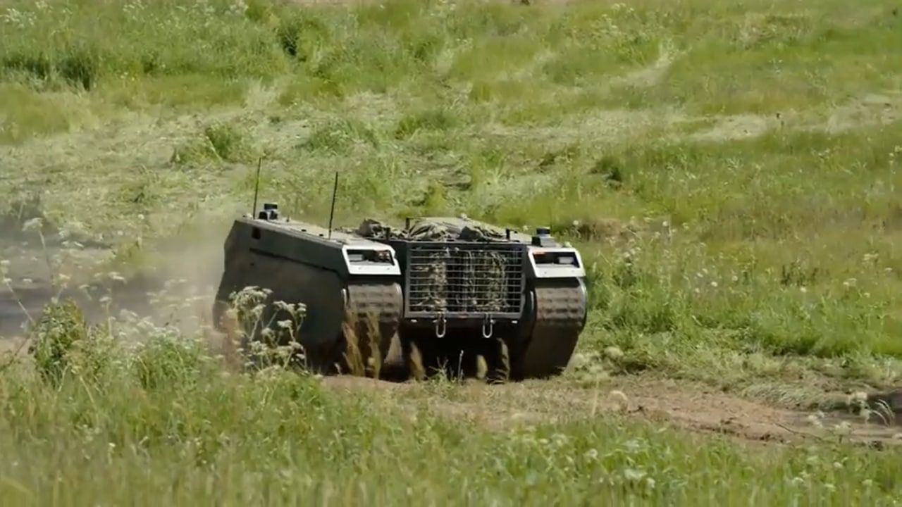 Российские аналитики объявили награду за захват на Украине эстонского робота THeMIS Армия