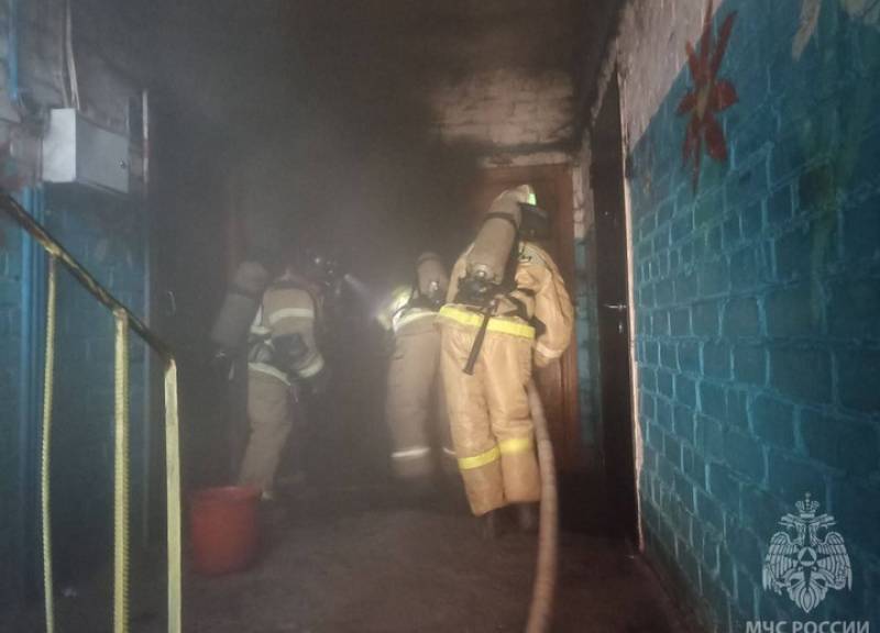 Новгородские спасатели сегодня дважды выезжали на пожары в квартирах