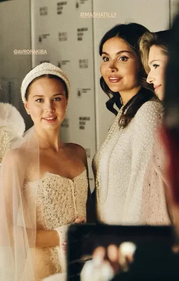 Аврора Киба в свадебном платье и внучка экс-президента Узбекистана Марьям Тилляева вышли на подиум на показе в Москве КибаАврора, Марьям, показ, Недели, прошёл, новой, коллекции, Solangel, рамках, Аврора, говорится, московской, ТилляеваРанее, ТилляеваАрора, брендаМарьям, соцсетях, переосмыслены, технологий, современной, через