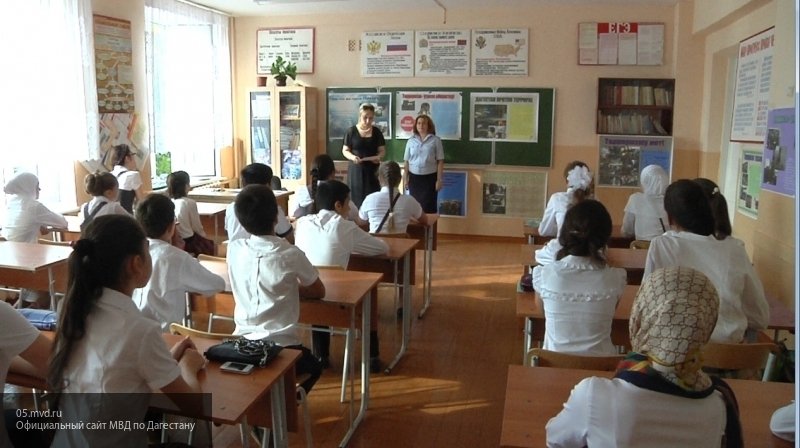 Весомая поддержка Путина: на учителей красноярских школ выделят три миллиона рублей 