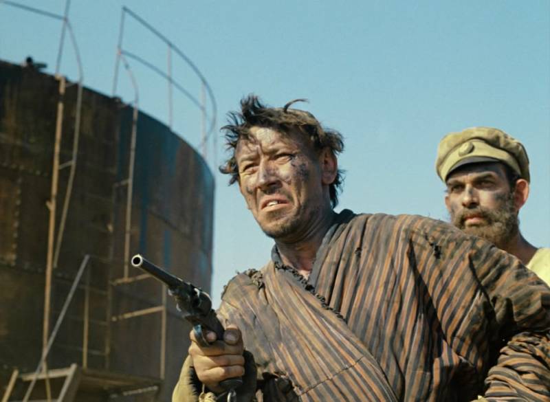 Самый «киношный» военный револьвер оружие