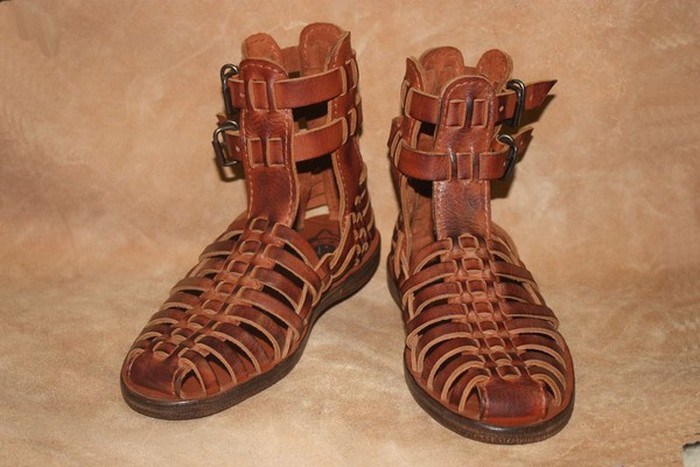Обувь римлян
