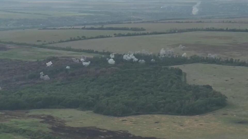 Штурмовики Су-25 эффектно уничтожили военную технику ВСУ у Курской области