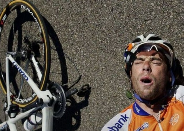 Падения с велосипеда (40 фото)