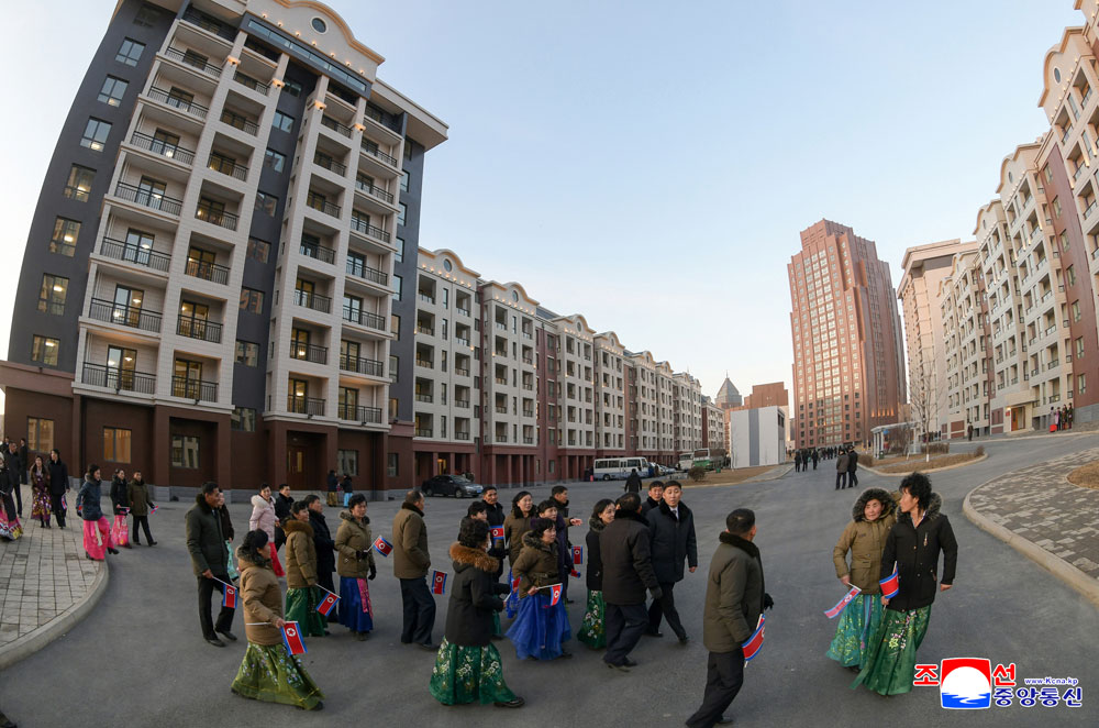 Ким Чен Ын открыл новый квартал для родственников бойцов, павших в СВО index,native-yes,ким ченын,Курская обл,[737471],Михаил Рябов,политнавигатора