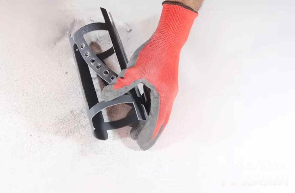 Классный ночник своими руками из отрезка пластиковой трубы Классный ночник своими руками из отрезка пластиковой трубы сделай сам