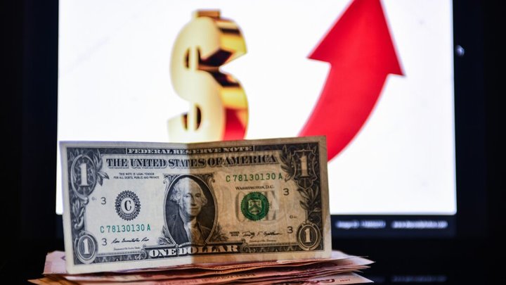 ПРОНЬКО: МИНИСТР СИЛУАНОВ ЗАЩИЩАЕТ ИЗБРАННЫХ. ПОРА СКУПАТЬ ВАЛЮТУ?