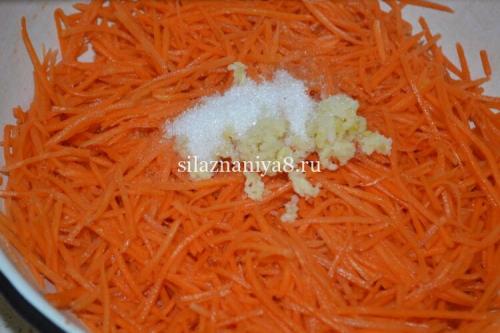 Как сделать вкусную морковку по-корейски. Морковь по-корейски, как в магазине, получается сочная и вкусная 04