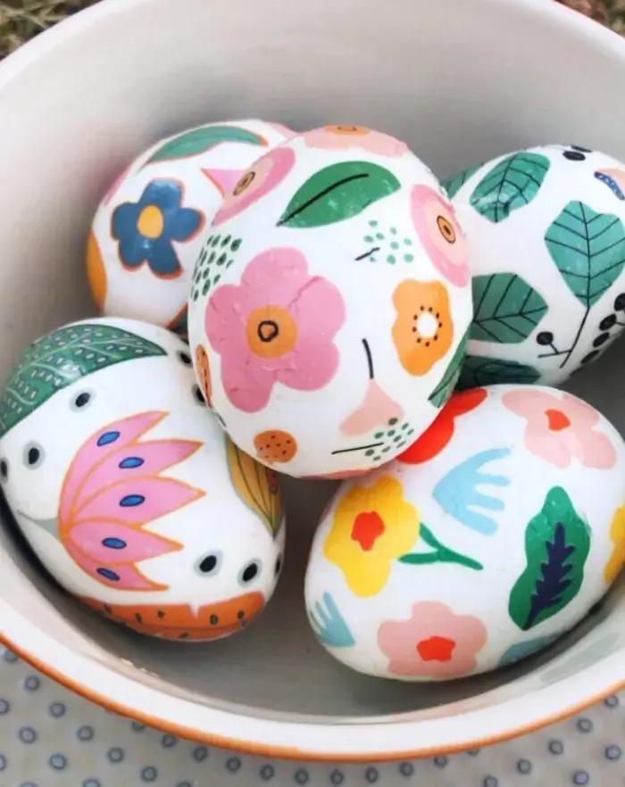 Как покрасить яйца на Пасху: 100 креативных идей Как покрасить яйца на Пасху: 100 креативных идей сделать, минут, можно, через, покрасить, цветок, подержать, использовать, узоры, красителя, убавить, окунуть, целиком, Можно, полоски, яичного, нарисовать, простых, нехитрый, получится