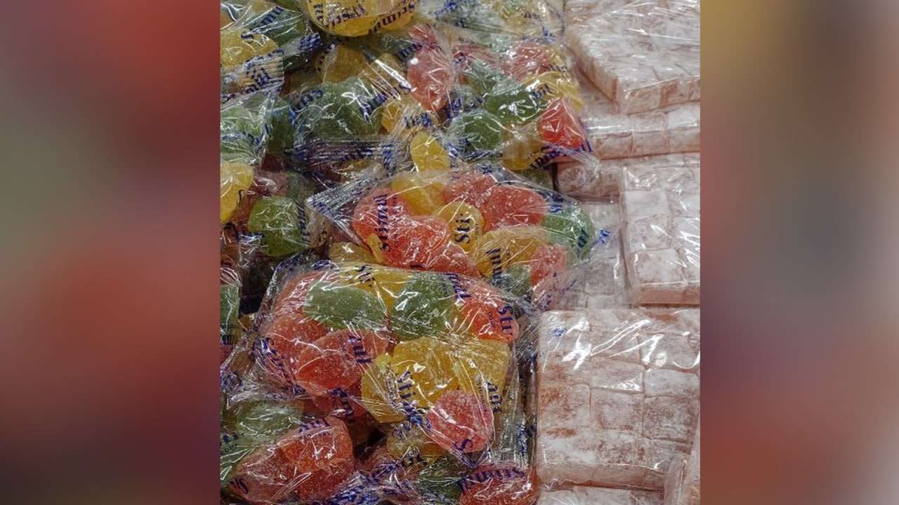 Жители Херсона вынуждены перепродавать купленные в Крыму медикаменты из-за дефицита Жители Херсона вынуждены перепродавать купленные в Крыму медикаменты из-за дефицита Общество,Украина