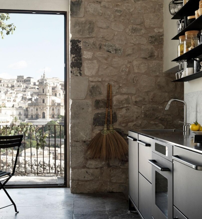 Возрождение старого дома в колоритном городе на острове Сицилия идеи для дома,интерьер и дизайн