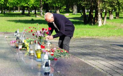 День Победы в Прибалтике: Аресты, обыски, героизм День Победы в Прибалтике: Аресты, обыски, героизм геополитика
