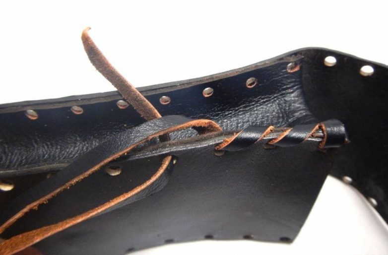 Маленькая кожаная сумочка на пояс кожаная сумочка