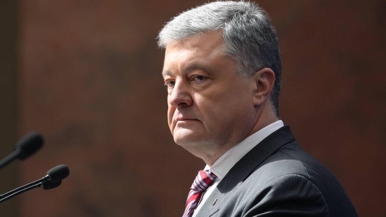 Суд наложил арест на все имущество экс-президента Украины Петра Порошенко