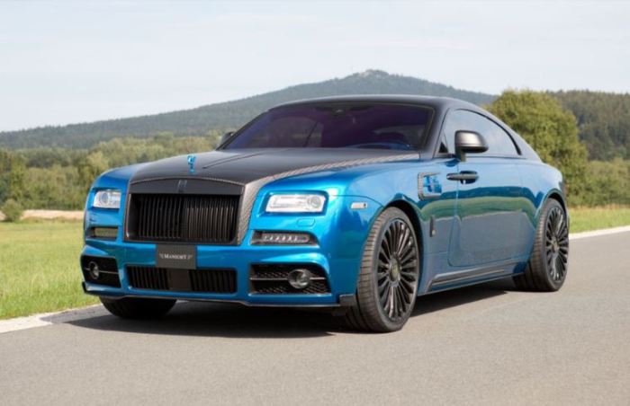 Внешний вид и начинка Rolls-Royce Wraith радуют.