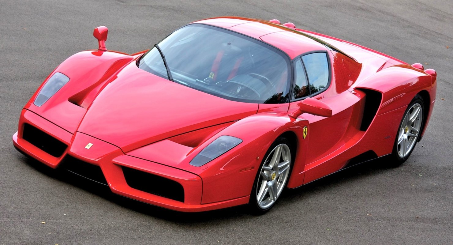 Ferrari Enzo: Последний авто с классическим 12-цилиндровым атмосферным двигателем