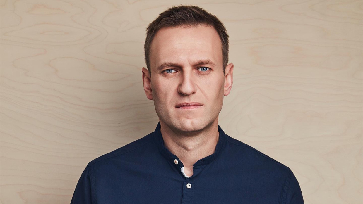 Политолог Матвейчев: соратники Навального придумывают блогеру новые 