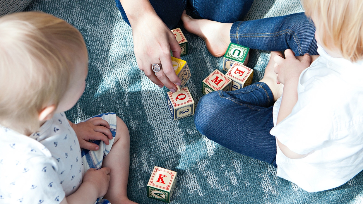 Эксперт рассказала, как родителям в России получить новое пособие на ребенка