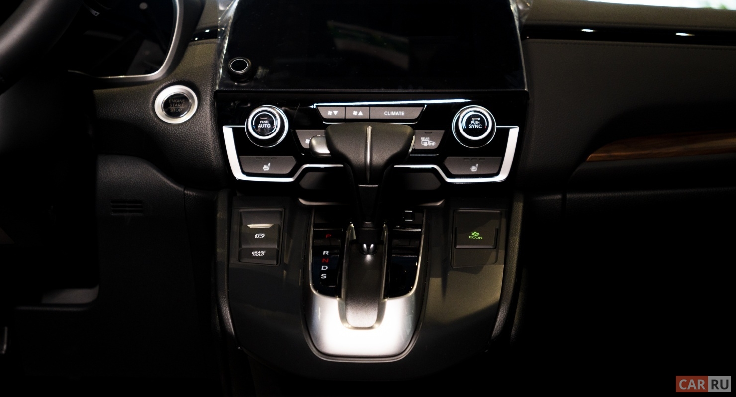 Кнопки в машине, которыми редко кто пользуется