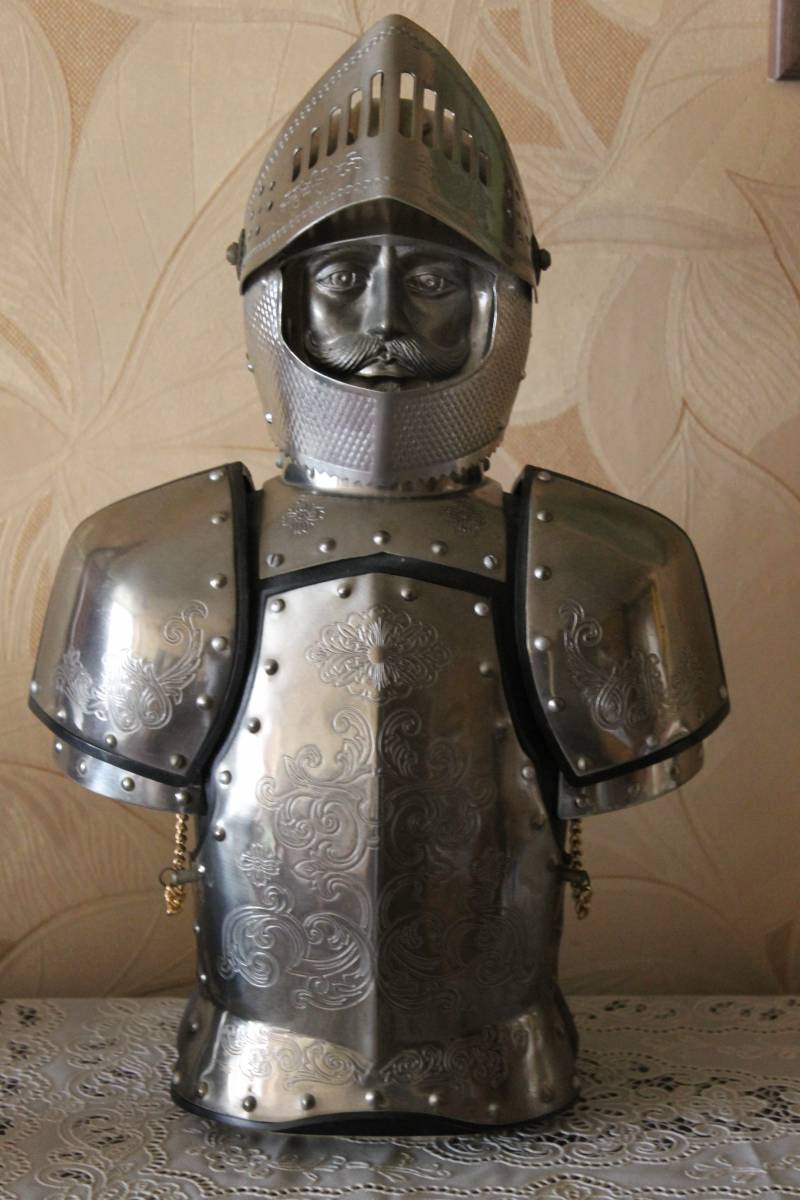 Возвращаясь в Советский Союз. Часы, шкатулки, войны и мировая революция история,интересное,былые времена