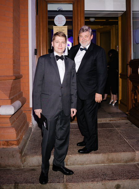 Собчак, Богомолов, Бондарчук, Киркоров и другие гости закрытого ужина GQ Звезды,Красная дорожка