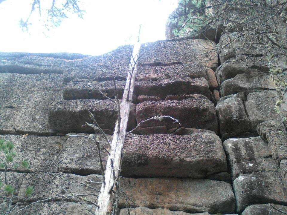 каменные мегалиты Койского Белогорья