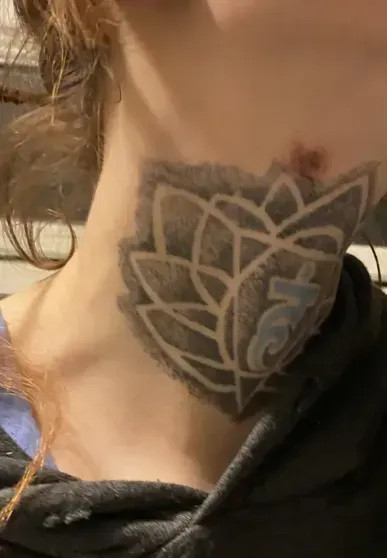 Ассистентка звезды фильма 