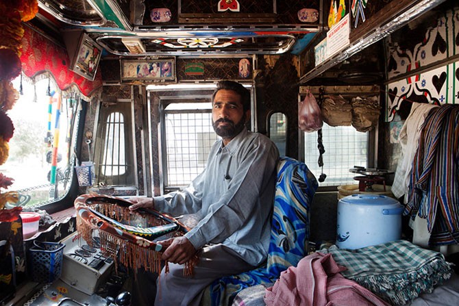 Тюнинг по-индийски: грузовики, от которых не отвести глаз авто и мото