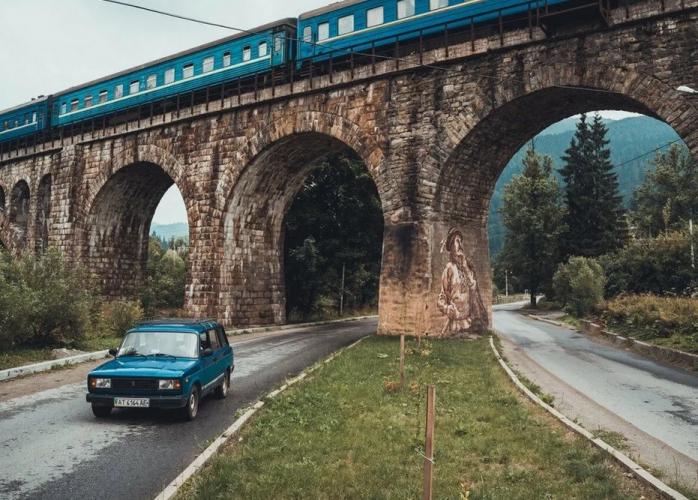 Запад делает всё для того, чтобы любая цель на Украине стала законной