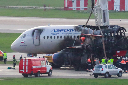 Ошибки спасателей при тушении SSJ-100 Авиация