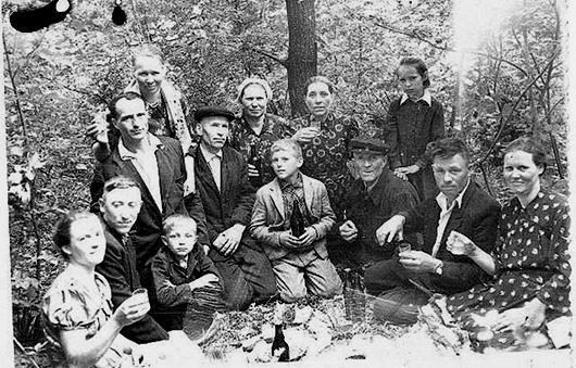 Как проходили советские «посиделки» Как проходили советские «посиделки»