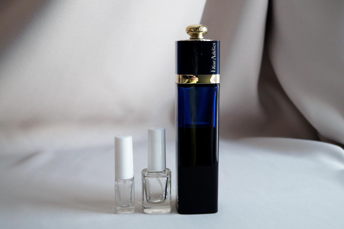 Кристиан диор синие. Кристиан диор синие. Духи dior blue. Диор ми диор ми нот. Диор аддикт синий.