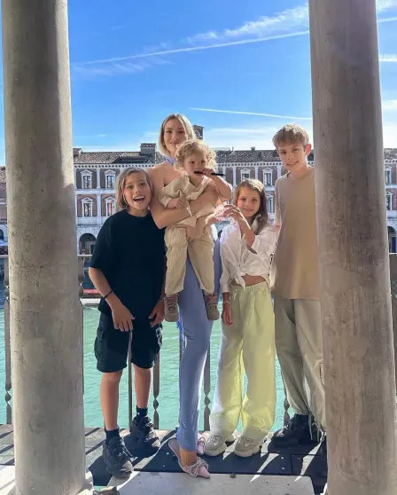 Елена Перминова в корсете и чулках устроила фотосессию у Эйфелевой башни Перминова, Елена, родился, время, который, своим, Лебедев, лучше, Самойловой, бойфрендом, роман, фотосессии, интервью, Лебедева, продолжает, Париже, появляться, избранником, заявив, предательстве